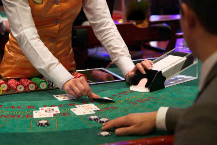 Why is Online Gambling more dangerous than Gambling in Slot88