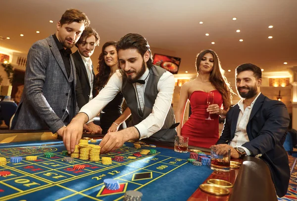 The Impact of Mobile Casino Apps on the Gambling Experience