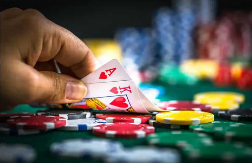 Benzinga digital market feature